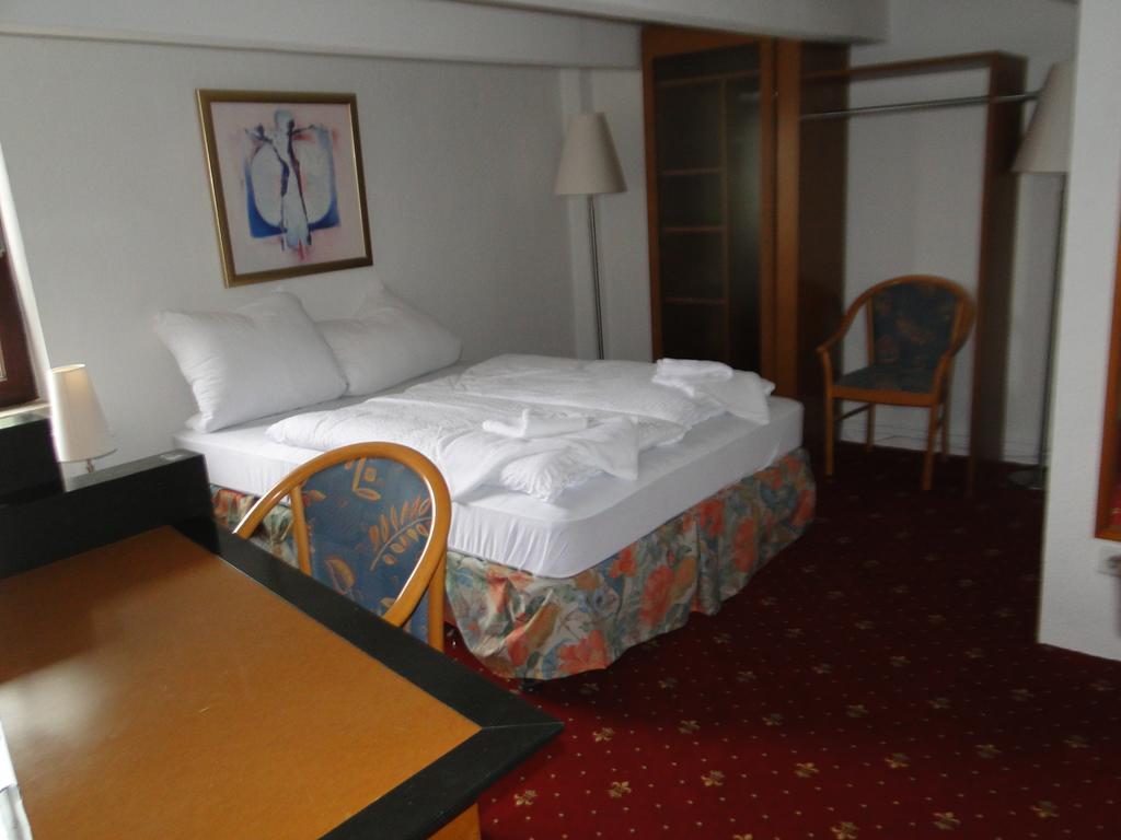 Hotel Dallgow Ruang foto