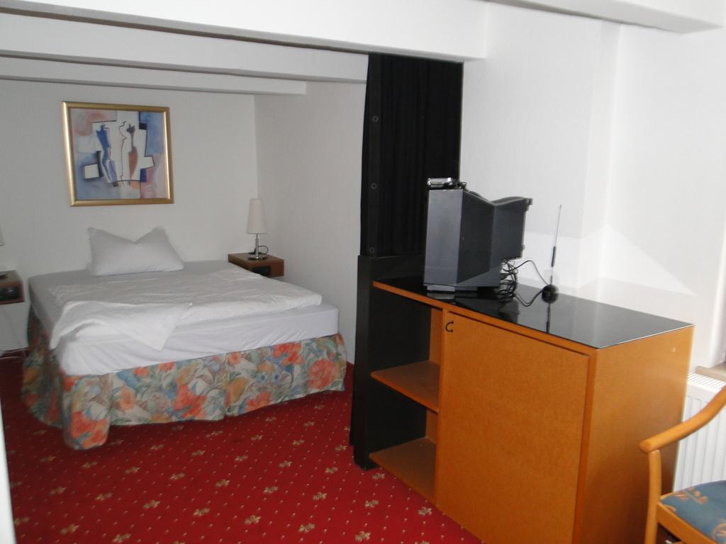 Hotel Dallgow Ruang foto