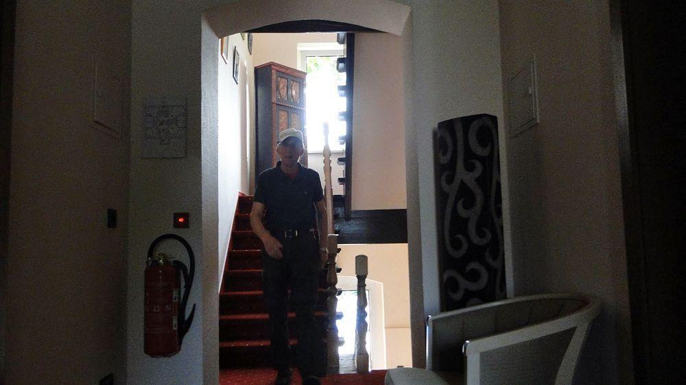 Hotel Dallgow Bagian luar foto